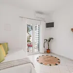 Dibellee Mykonos Apartahotel
