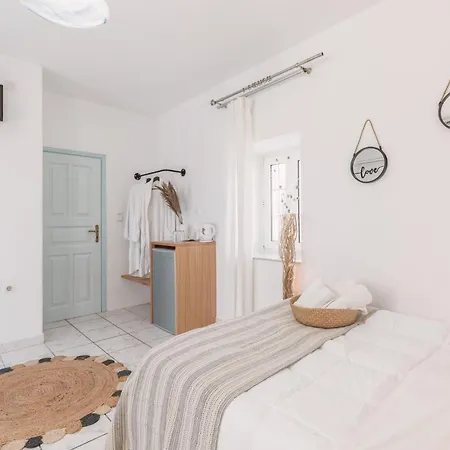 Dibellee Mykonos Apart Otel