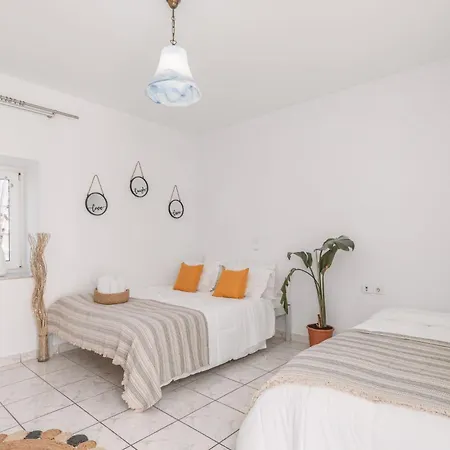Dibellee Mykonos Apart Otel Glastros (Mykonos)