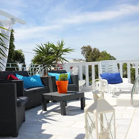 Dibellee Mykonos Apart Otel Glastros (Mykonos)
