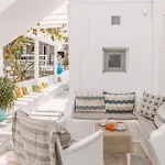 Dibellee Mykonos Γλάστρος