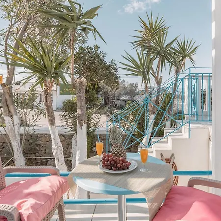 Dibellee Mykonos 4* グラストロス