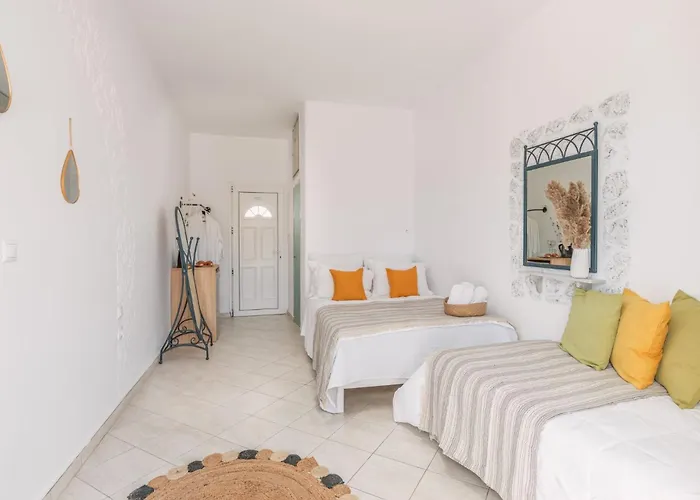 Dibellee Mykonos Glastros (Mykonos)