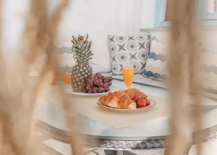 Dibellee Mykonos アパートホテル グラストロス