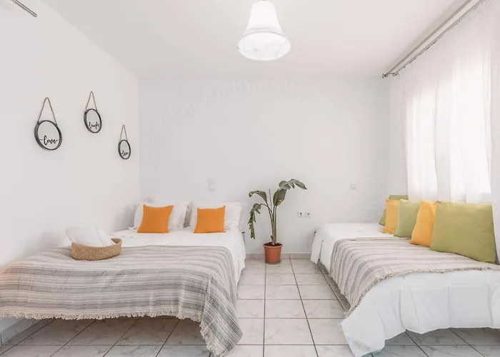 Dibellee Mykonos Aparthotel 4*