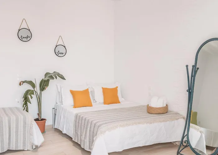 Dibellee Mykonos 4* グラストロス