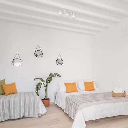 Dibellee Mykonos Apartahotel 3*