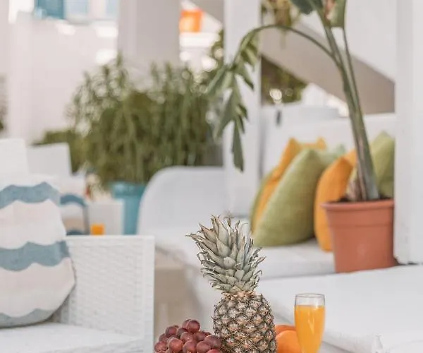 Dibellee Mykonos Studios 4*