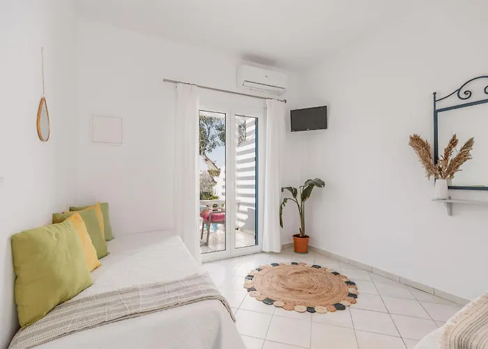 Dibellee Mykonos Studios Aparthotel