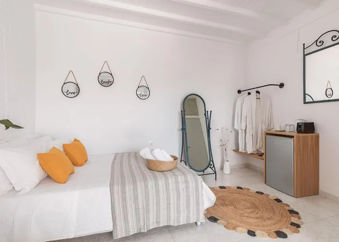 Dibellee Mykonos Studios Glastros (Mykonos)